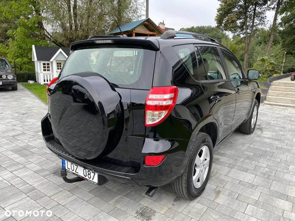 Toyota RAV4 2.0 4x4 Travel - 13