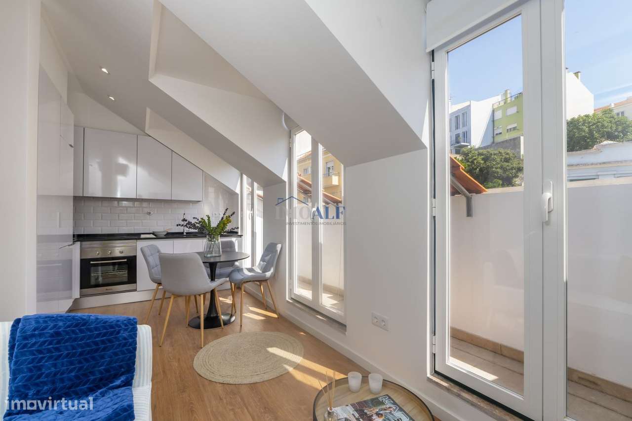 Apartamento T2 com terraço no Bairro de São Vicente - Grande imagem: 3/25