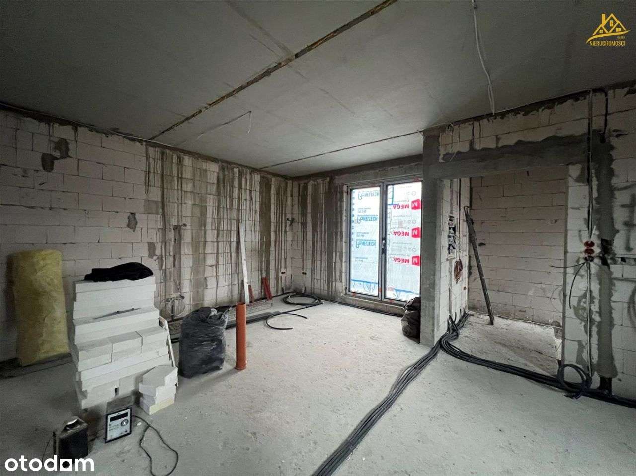 na sprzedaż mieszkania w apartamentowcu-13