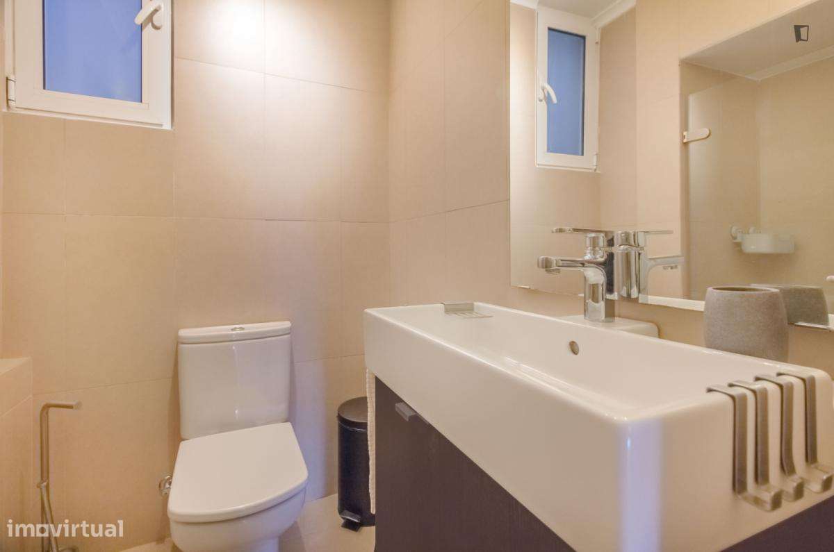 Apartamento com 2 quartos - localizado em Rossio Lisbon - Grande imagem: 2/26