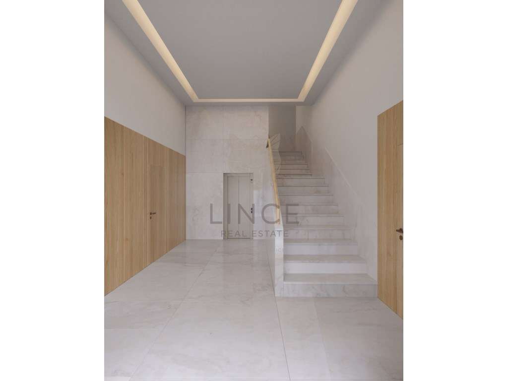 Apartamento T3 duplex no centro da cidade com varanda-22