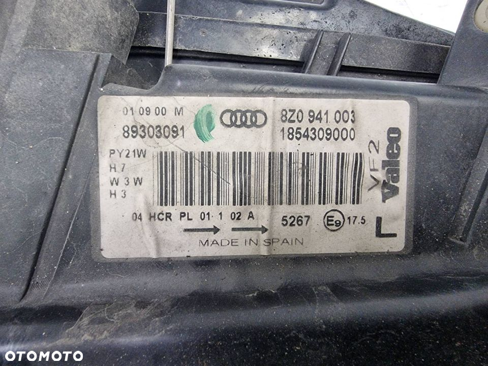 LAMPA LEWA PRZÓD AUDI A2 8Z0941003 - 4