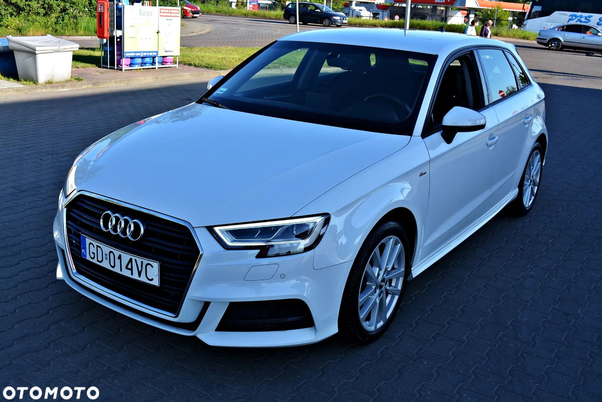 Audi A3 35 TFSI mHEV S Line S tronic - 1