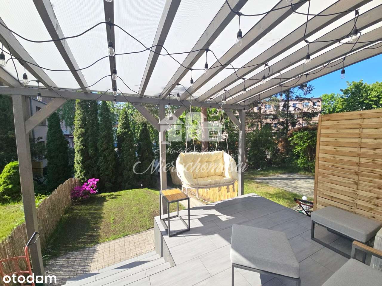 Przestronne 3-pokojowe mieszkanie z ogródkiem-0