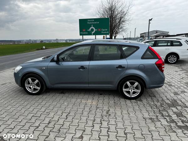 Kia Ceed 1.4 CVVT SW EX - 12