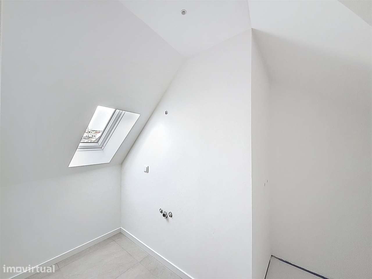 Apartamento T1+1 no centro da cidade-19