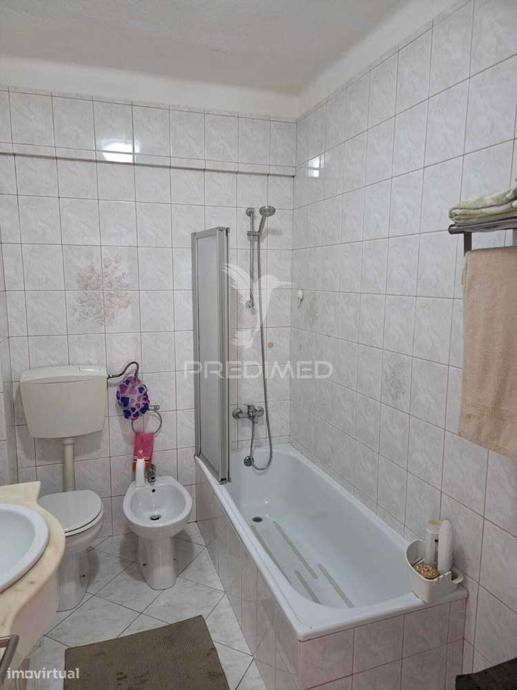 Aluga se apartamento no centro da cidade T3 com garagem fechada - Grande imagem: 5/20