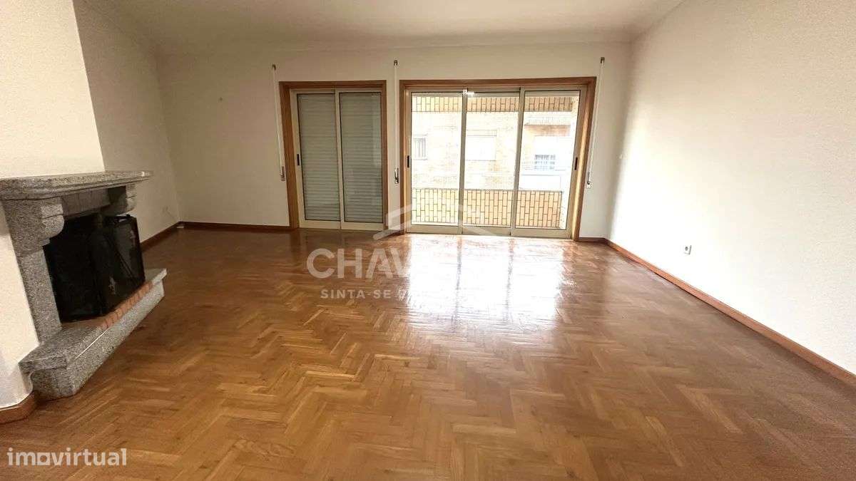 Apartamento T2 à venda ao lado do Continente Bom dia em Grijó! - Grande imagem: 5/26