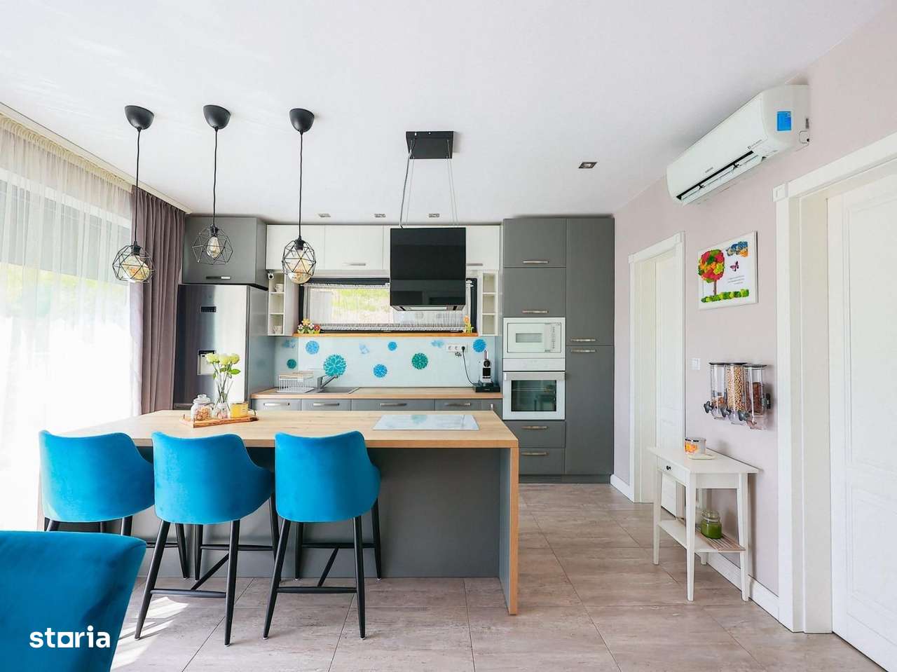 Vilă cu piscină, mobilată și utilată. Comision 0%. 410.000 Euro neg-11