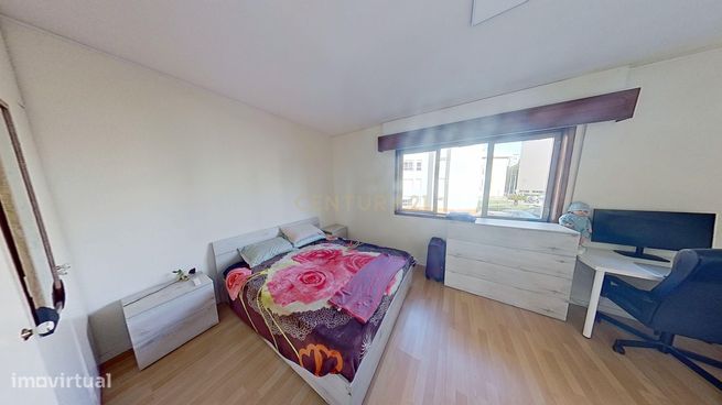 T3 duplex para venda. Porto, Av. Fernão de Magalhães-10