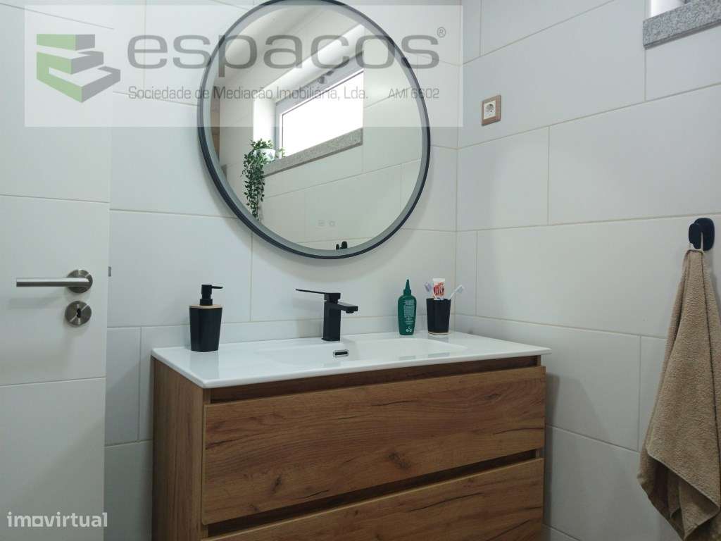 Apartamento T2 com Terraço, em Alcains, Castelo Branco-13