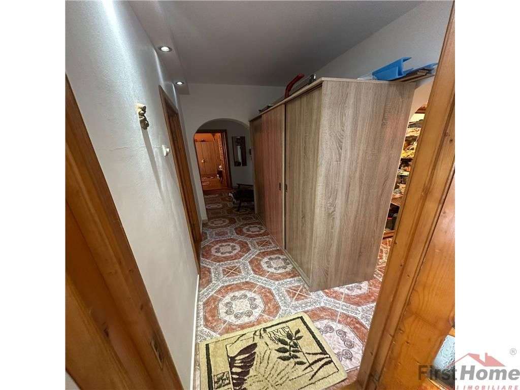 Ap 3 cam, Sud P-uri, 76 mp utili, et4\/4 cu acoperis,CT,imbunatatit - Imagine principală: 5/14