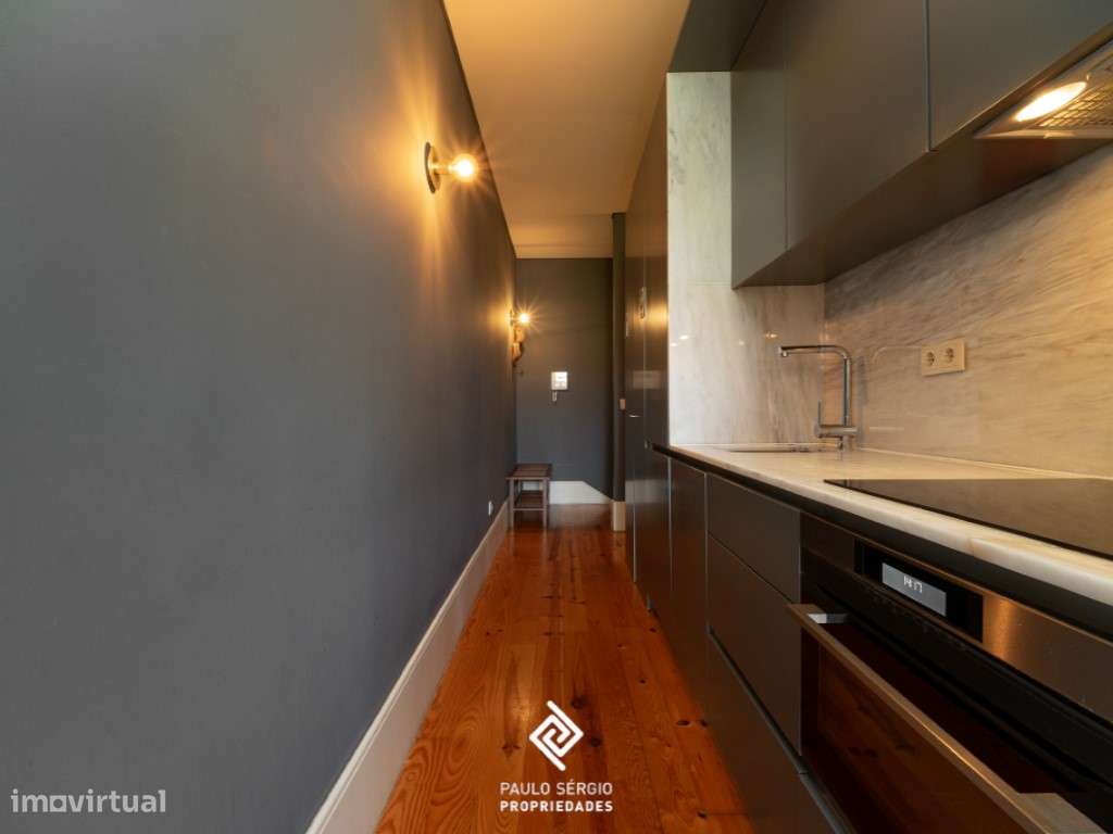 Apartamento T1 na Rua Entreparedes | Excelente Oportunidade de Inve...-1