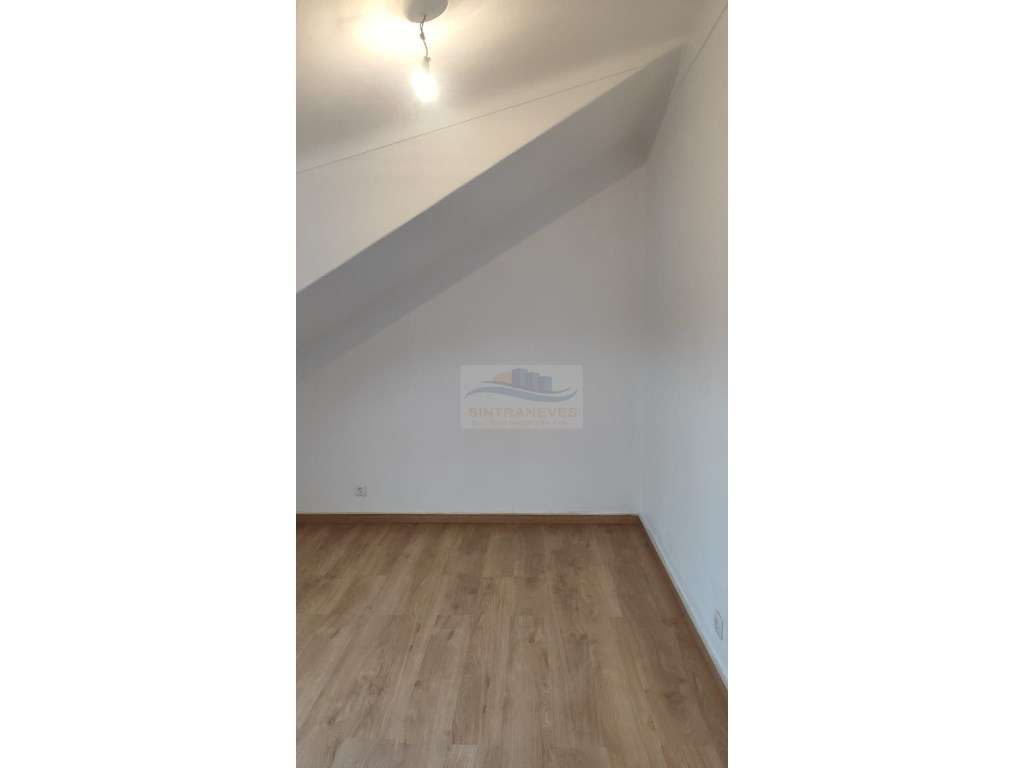 Andar de Moradia Remodelada para Arrendamento - Grande imagem: 5/20