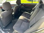 Toyota Avensis 1.8 VVT-i Sol - 11