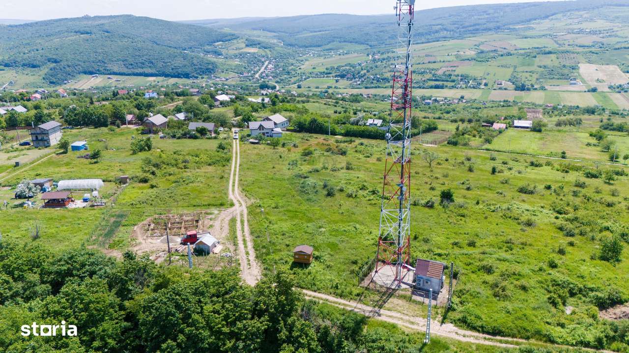 Teren Intravilan comuna Tomești | Priveliște deosebită-4