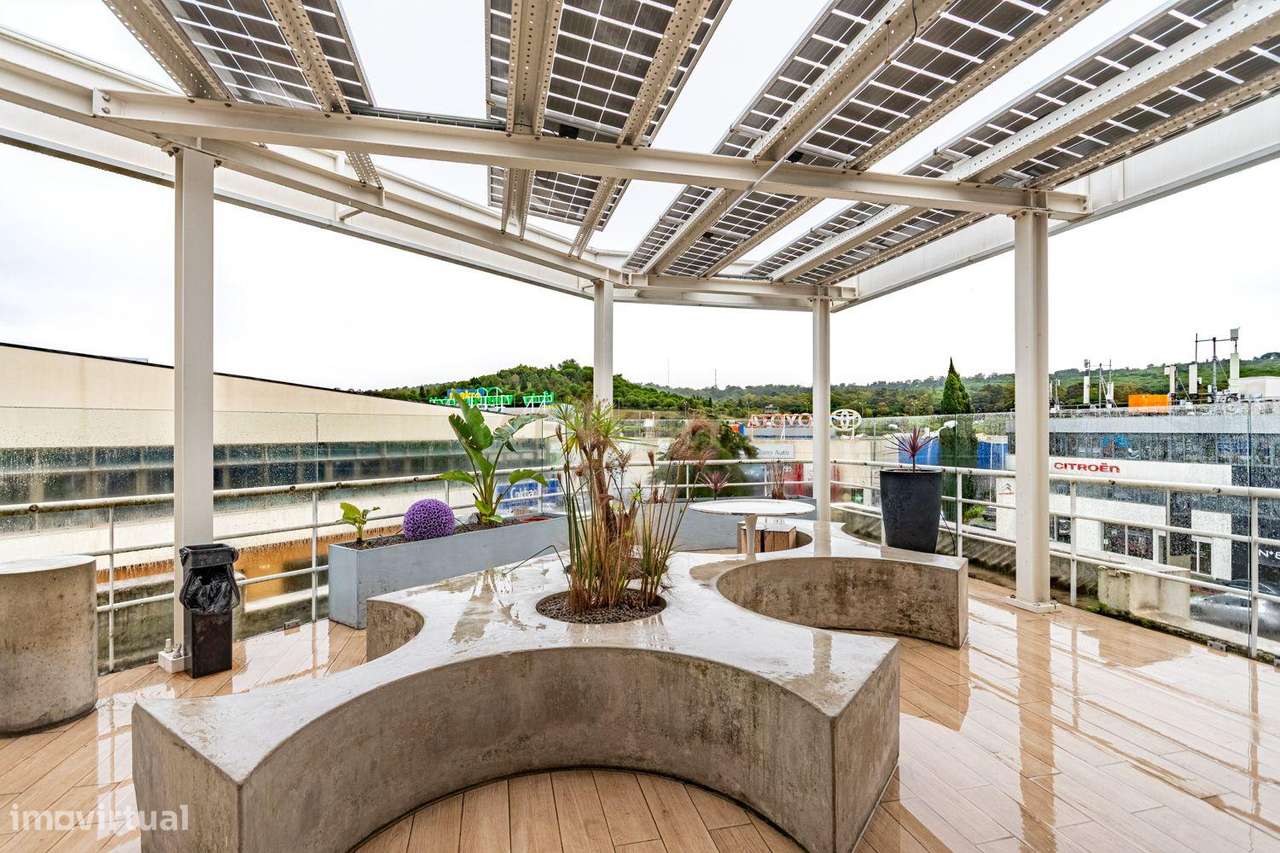 Edifício de escritórios moderno em Carnaxide, Oeiras-26