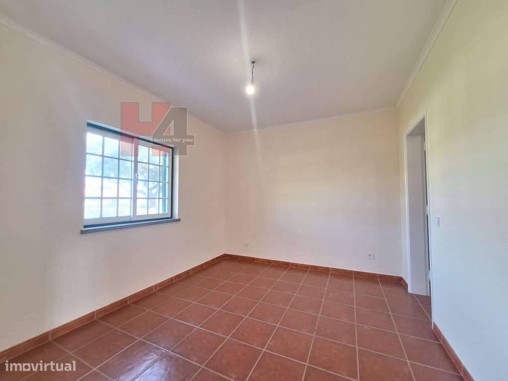 Moradia térrea V3 com piscina em Salvaterra de Magos, terreno 1.191m2-19