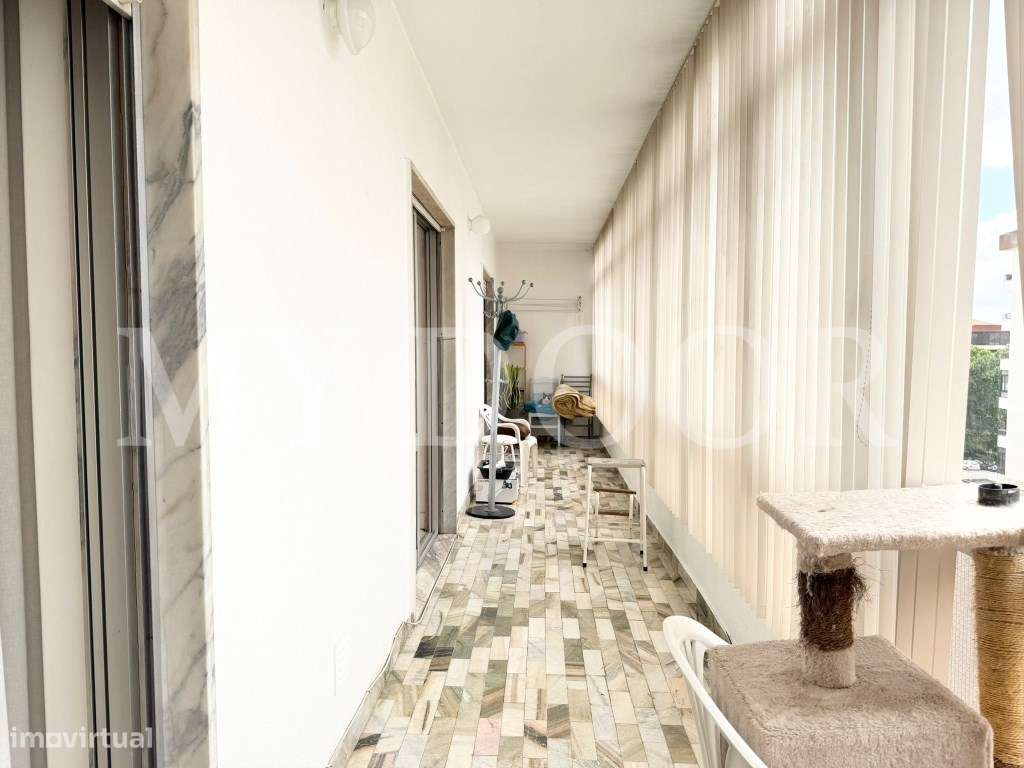 Apartamento T2 - Bobadela - c/ Parqueamento - Arrecadação-15