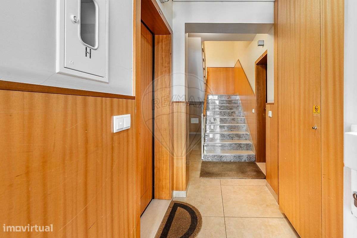 Apartamento T2 com varandas a 5 min da praia | Póvoa de Varzim-10