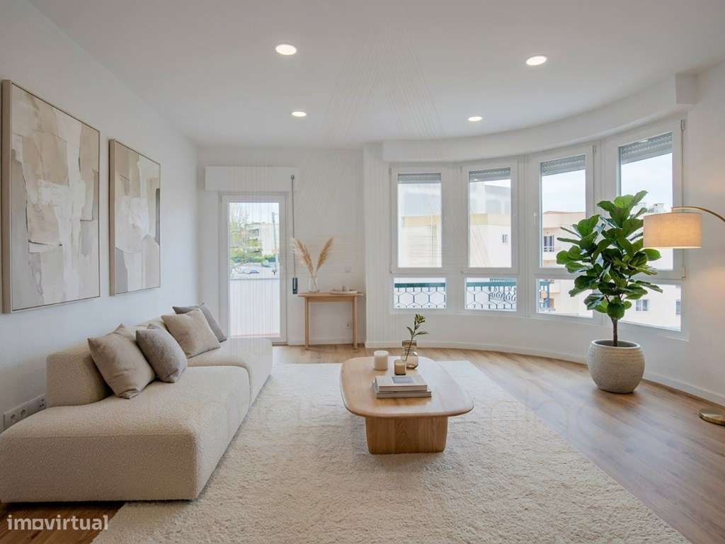 Excelente Apartamento T2 no centro de Santana-29