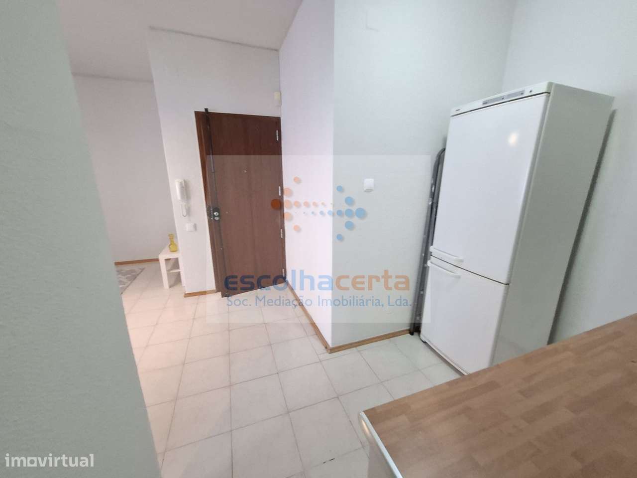 Apartamento T1 com Varanda - Setúbal-6