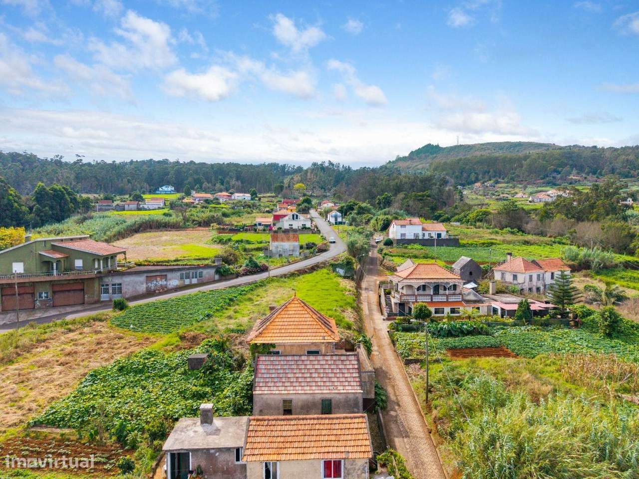 Moradia Tradicional com Terreno e Grande Potencial em Santa, Porto Mon - Grande imagem: 5/22