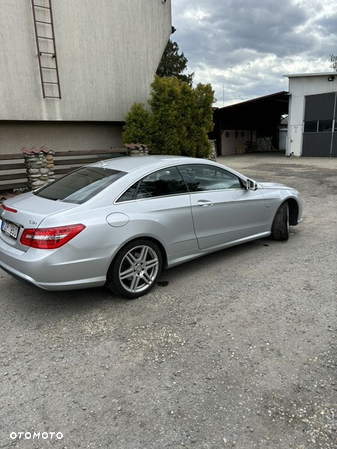 Mercedes-Benz Klasa E 250 CDI Coupe 7G-TRONIC - 3