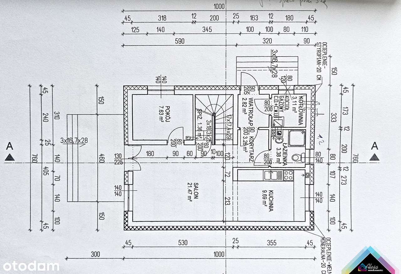 Nowy dom ze świetną komunikacją do centrum.-13