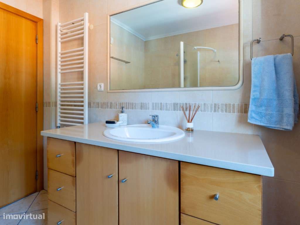 Moradia com Piscina, Jardim e Garagem no Nadadouro, Caldas da Rainha-13