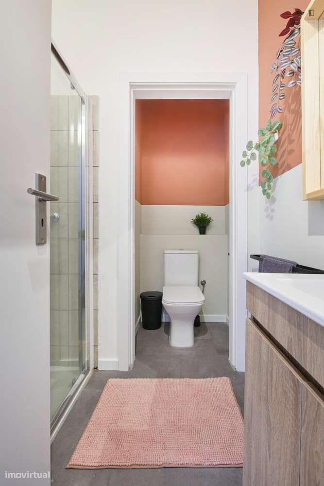 Quarto - localizado em Marquês de Pombal Lisbon - Grande imagem: 4/55