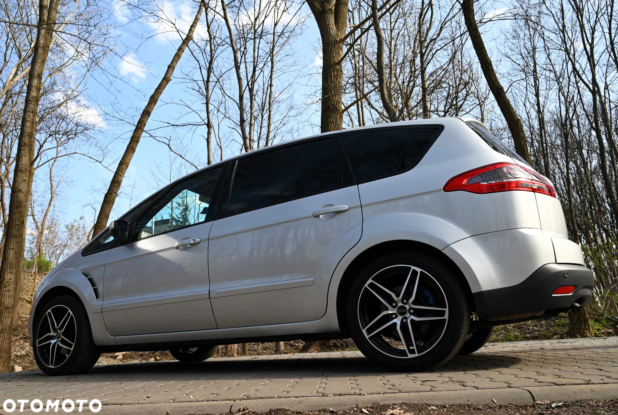 Ford S-Max - 12