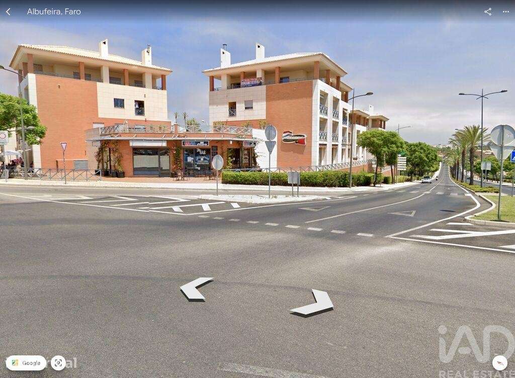 Loja / Estabelecimento Comercial em Albufeira e Olhos de Água de 52,00 - Grande imagem: 3/8