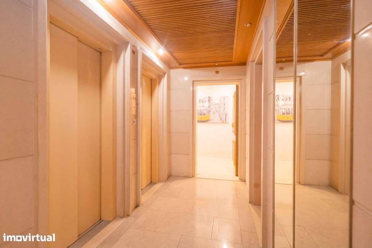 Apartamento T2 com 160m2 em Telheiras, Lisboa - Grande imagem: 2/54