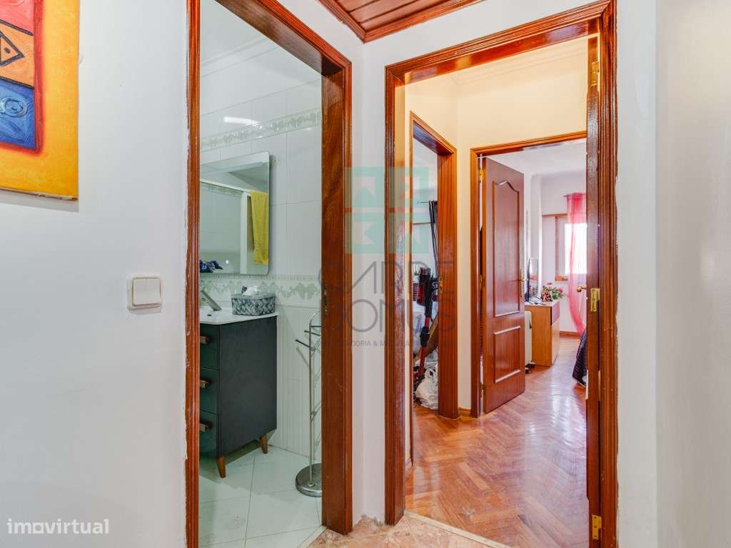 Apartamento T2 em Santa Iria da Azóia-6