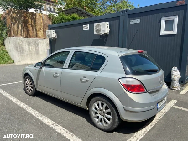 Opel Astra 1.6 - 2