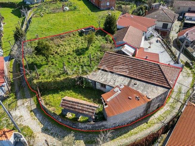 Moradia para Restaurar T2 Venda em Sande, Vilarinho, Barros e Gomide,V-47