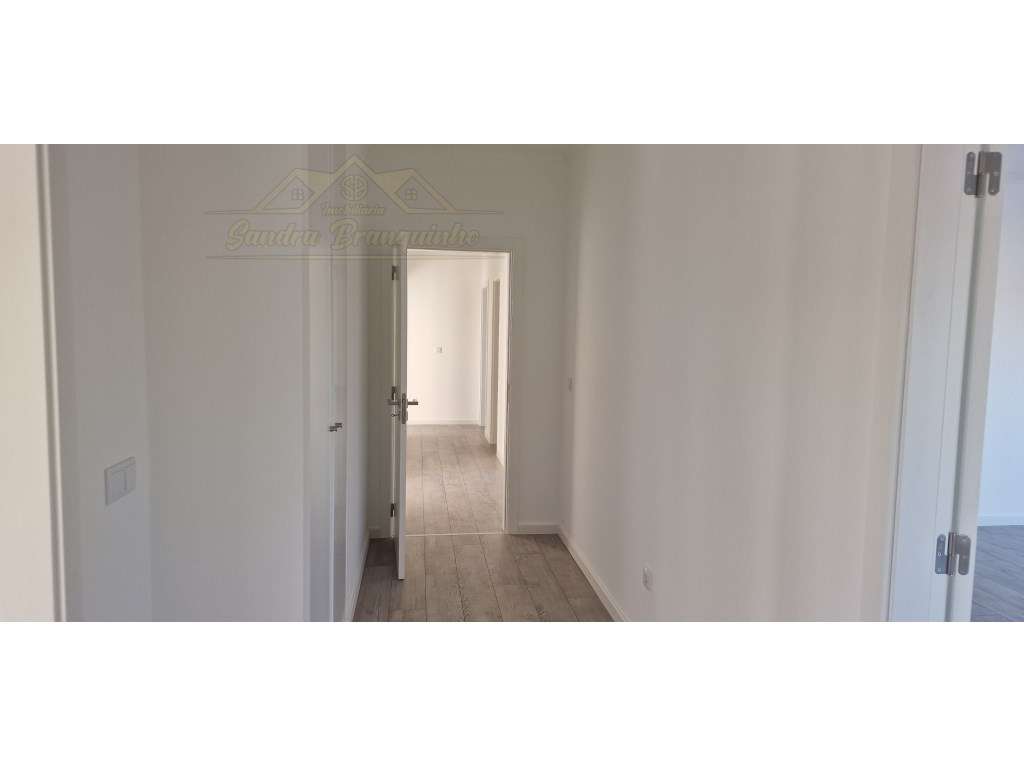 Apartamento T4 Penthouse com terraço - Grande imagem: 4/41