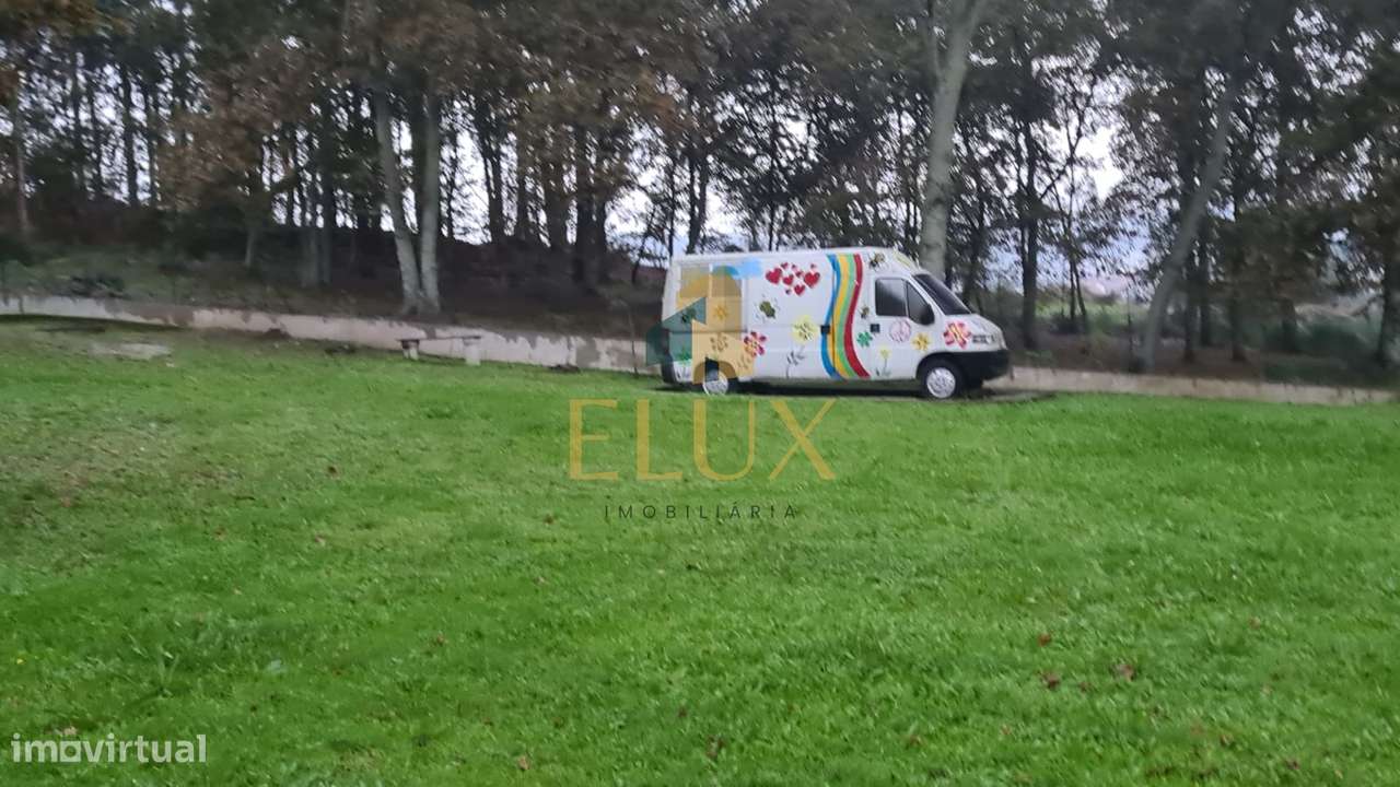 Moradia para Restaurar T4 Venda em Margaride (Santa Eulália), Várzea,-4