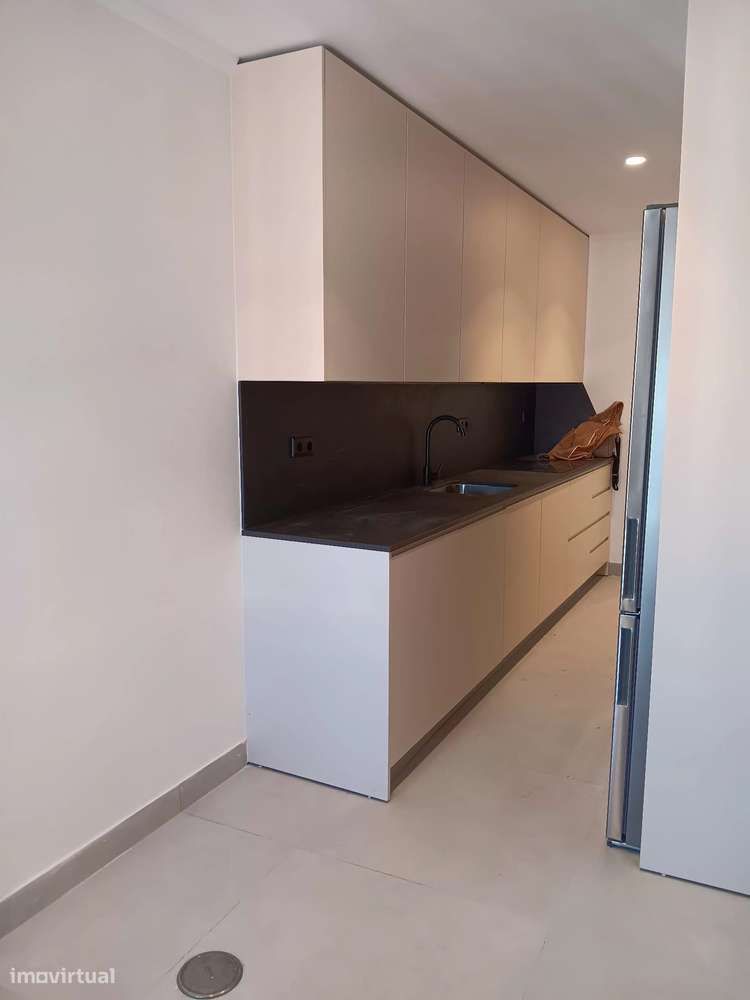 Fantástico Apartamento T4 , com acabamentos de luxo .-29
