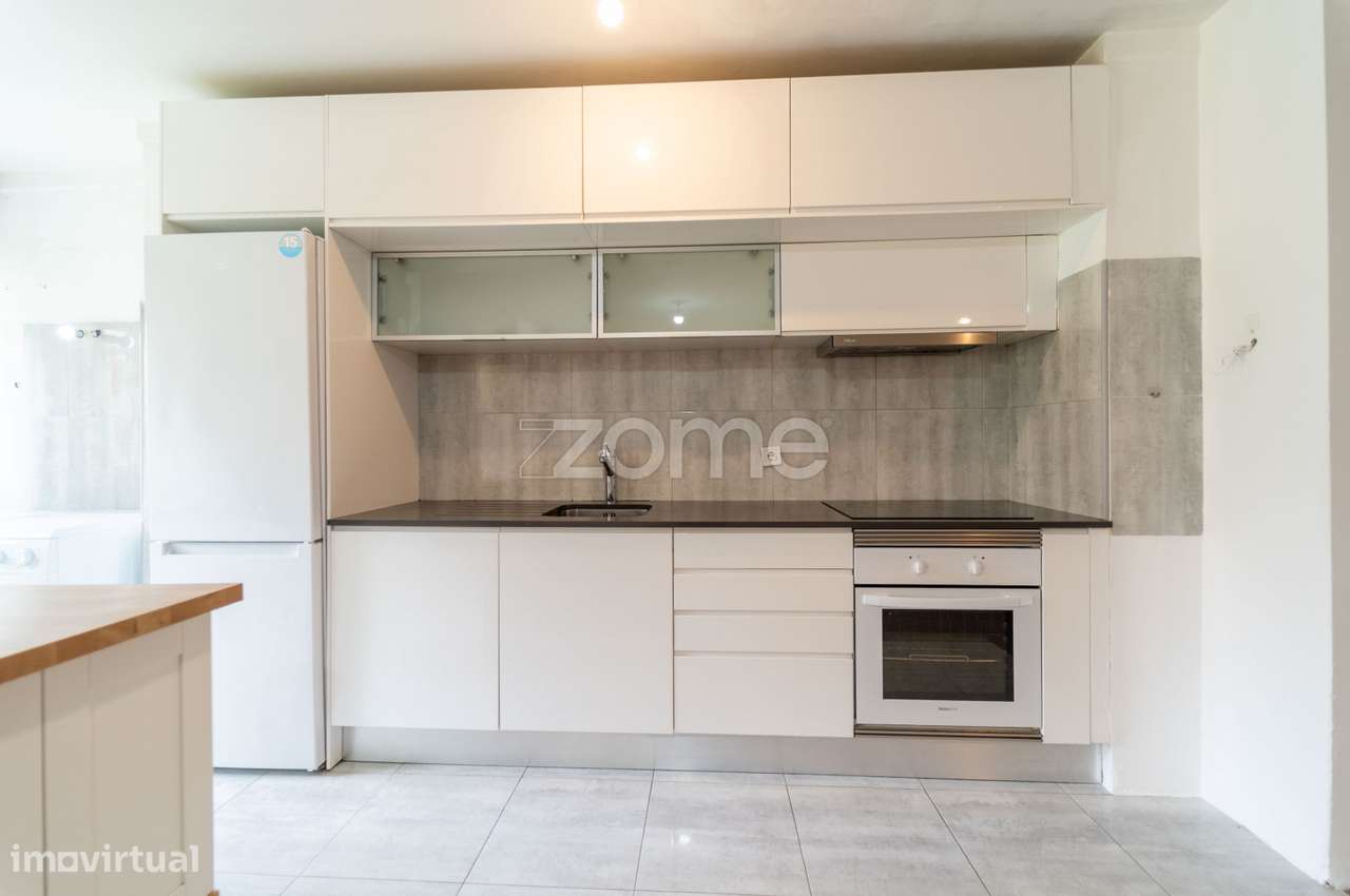 T3 próximo ao Hospital de Gaia - Grande imagem: 4/20