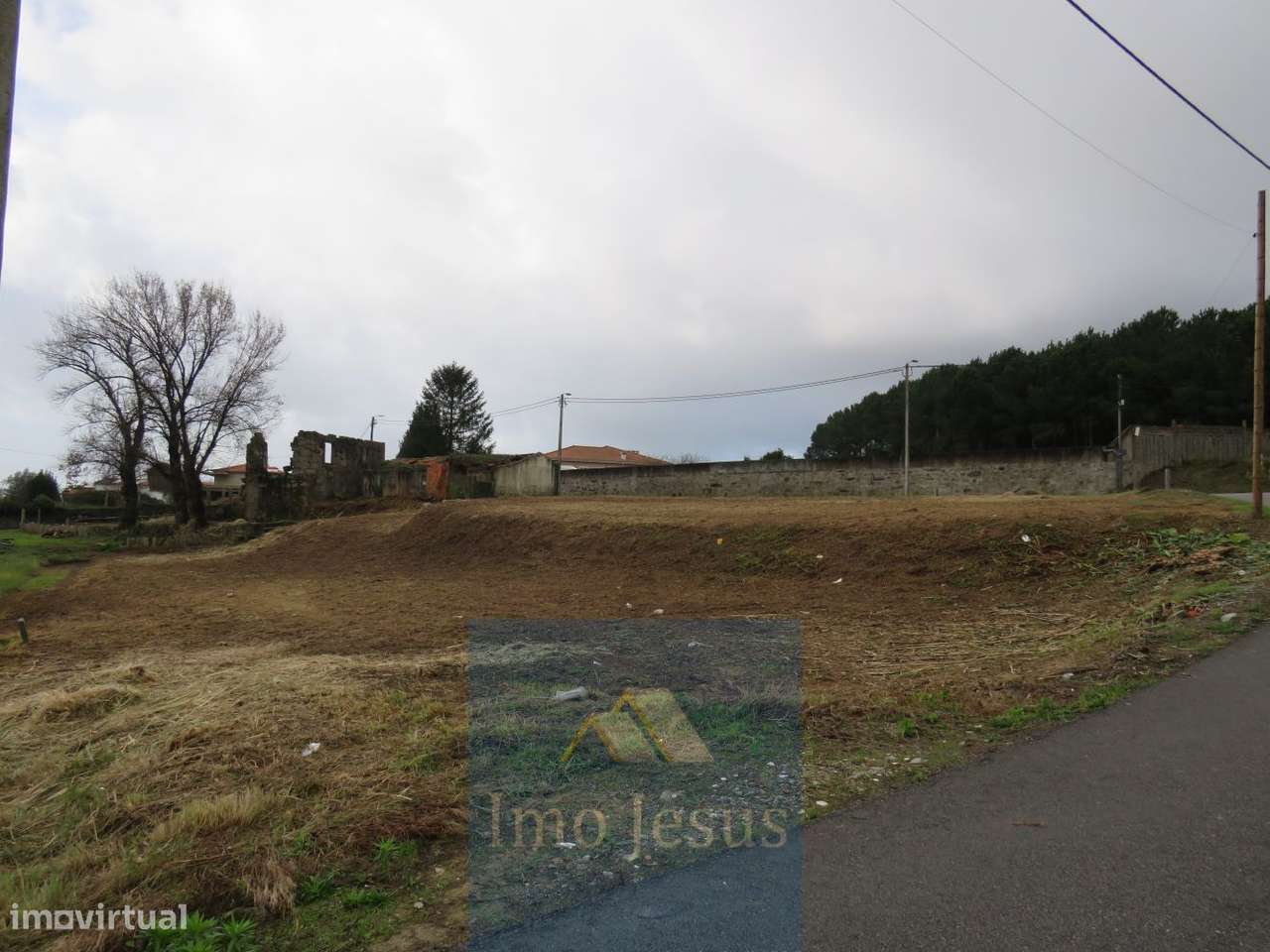 Terreno para construção com 2800 metros em Perosinho-6