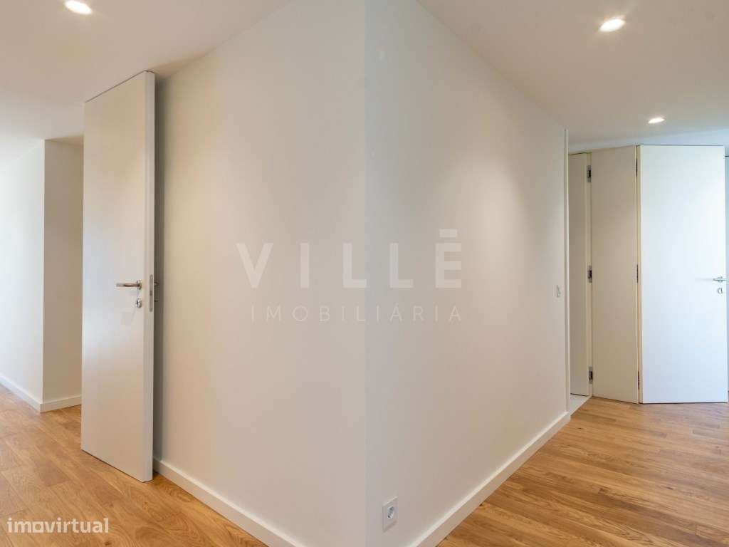 Apartamento T3 remodelado em 2025 | Vista mar parcial | 2 lugares d...-23