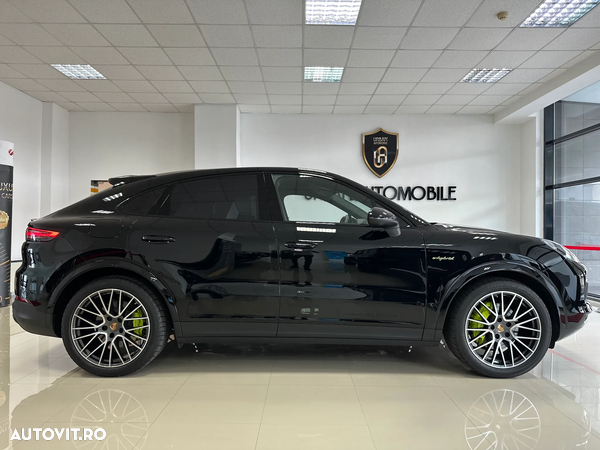 Porsche Cayenne Coupe - 6