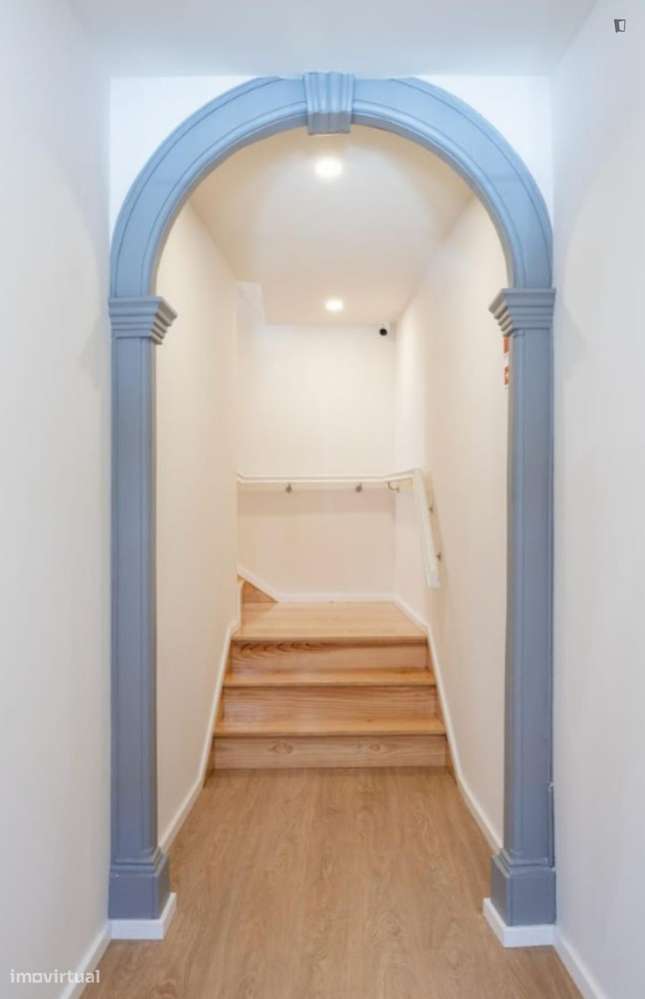 Apartamento com 1 quartos - localizado em Lordelo do Ouro Porto - Grande imagem: 3/6