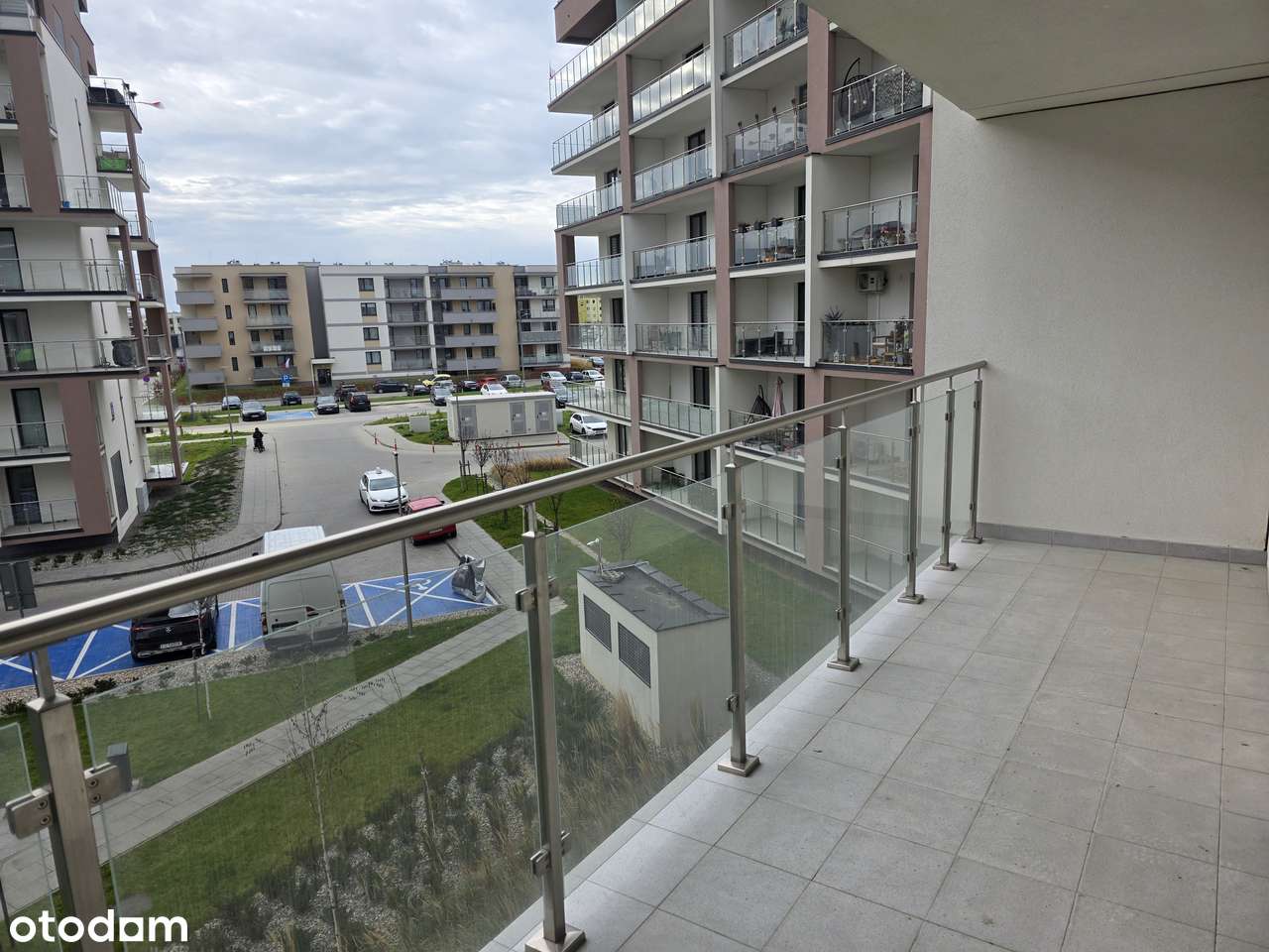 3 pokojowe bądź 2 niezależne mieszkania, zwolnienie z PCC-10