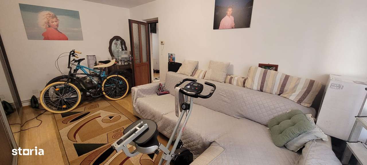 Vand apartament cu 3 camere pe Strada Fanionului, Craiter - Imagine principală: 4/12