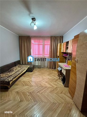 Apartament cu trei camere-7