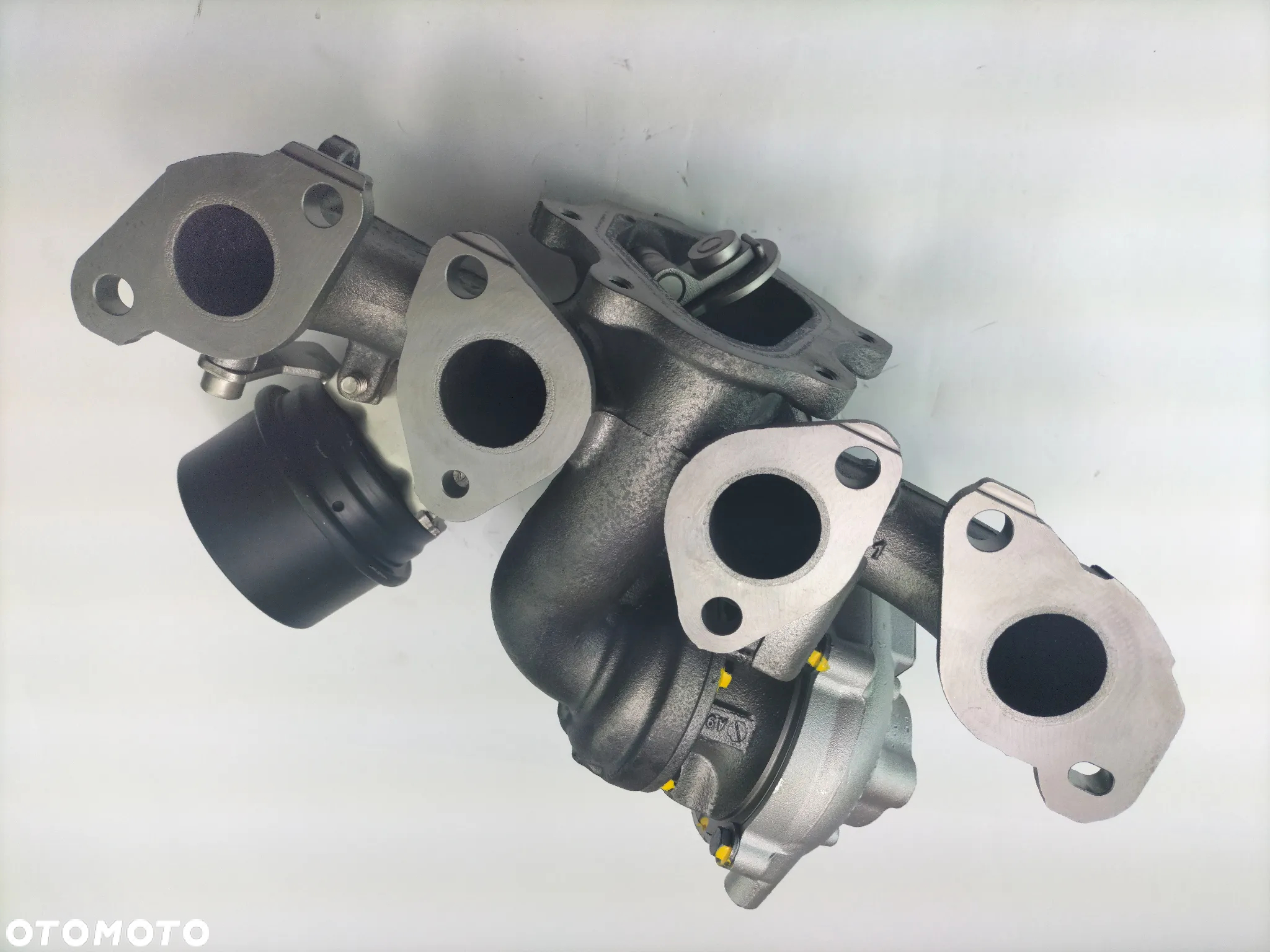 Turbosprężarka Turbo Volvo XC70 2.0 D4 DRIVE-E 181 KM/190 KM  16359700004, 18509700002 10009880228 10009980228 - 2