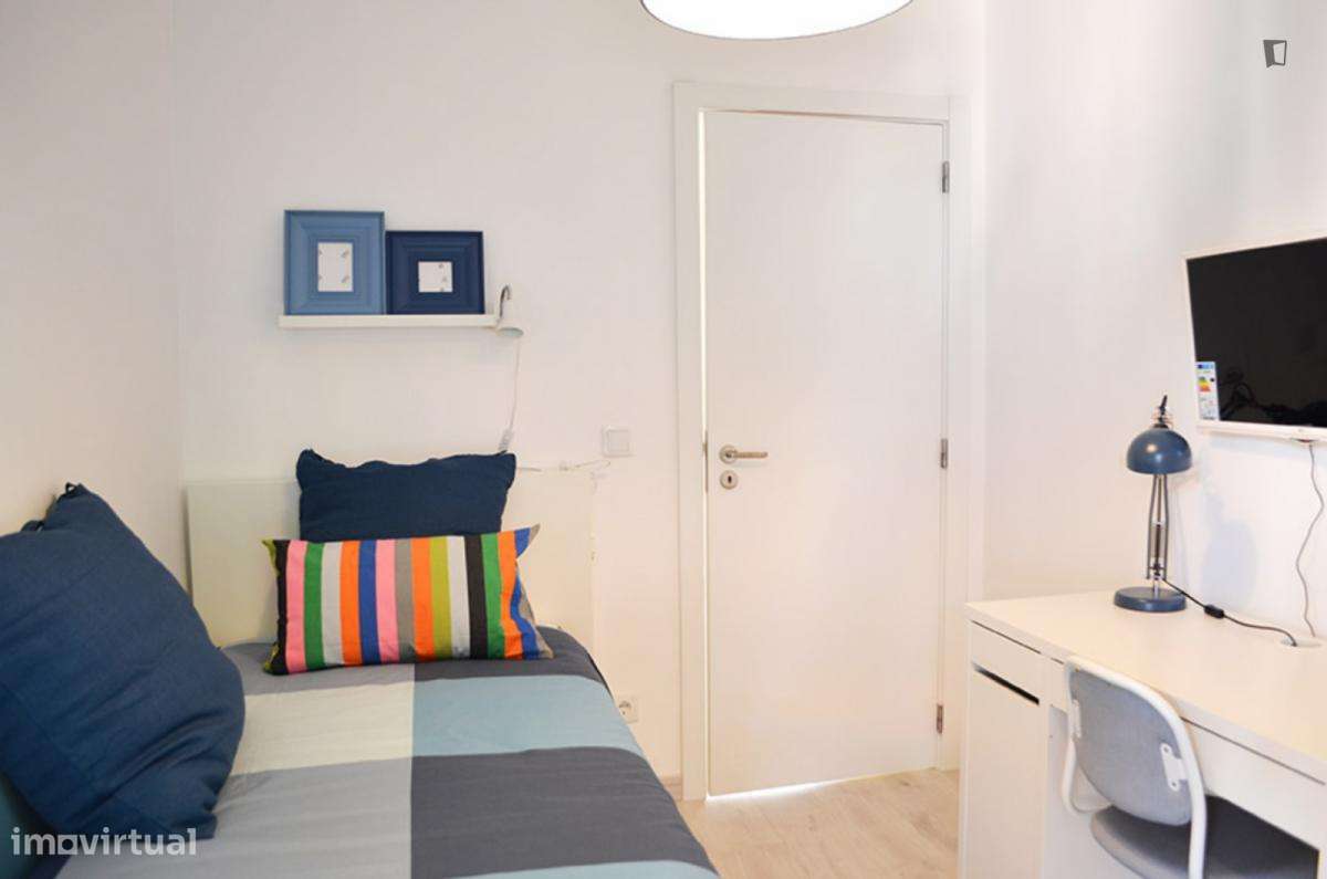 Quarto - localizado em Oeiras Lisbon - Grande imagem: 3/10